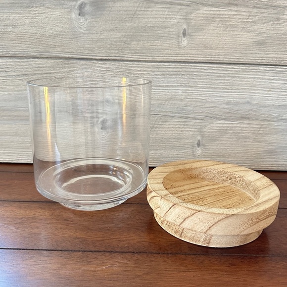 Glass Hurricane Vase with Mango Wood Base - Picture 4 of 16